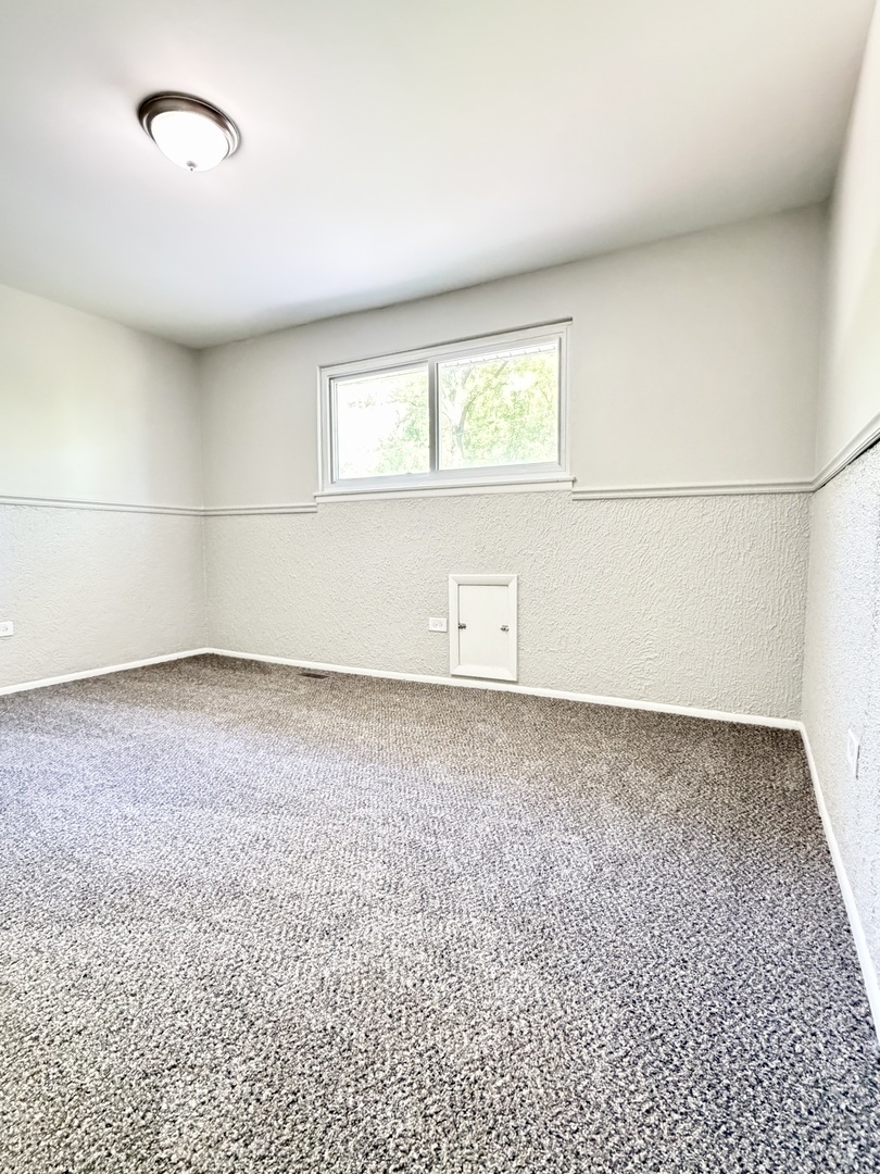 534 CIRCLE Drive, University Park, IL 60484