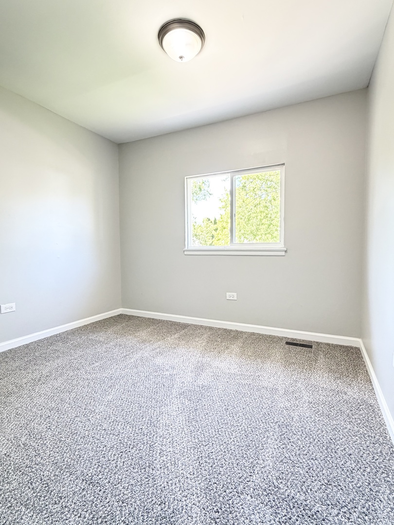 534 CIRCLE Drive, University Park, IL 60484