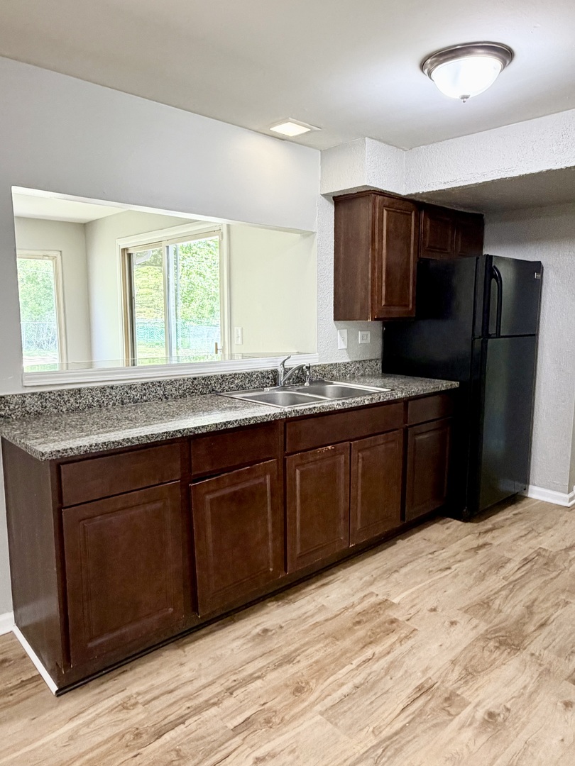 534 CIRCLE Drive, University Park, IL 60484