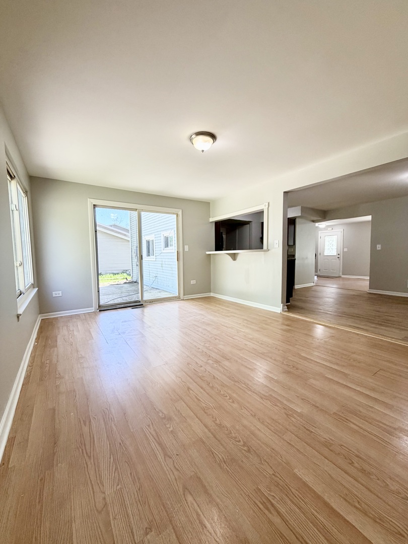 534 CIRCLE Drive, University Park, IL 60484