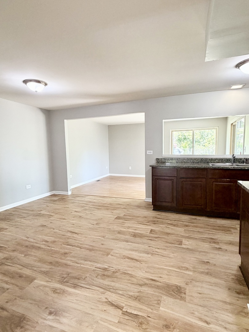 534 CIRCLE Drive, University Park, IL 60484