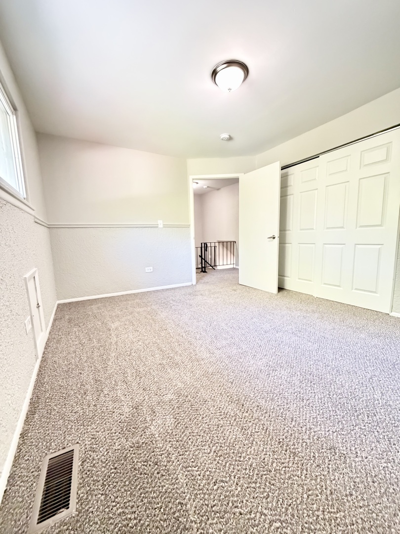 534 CIRCLE Drive, University Park, IL 60484