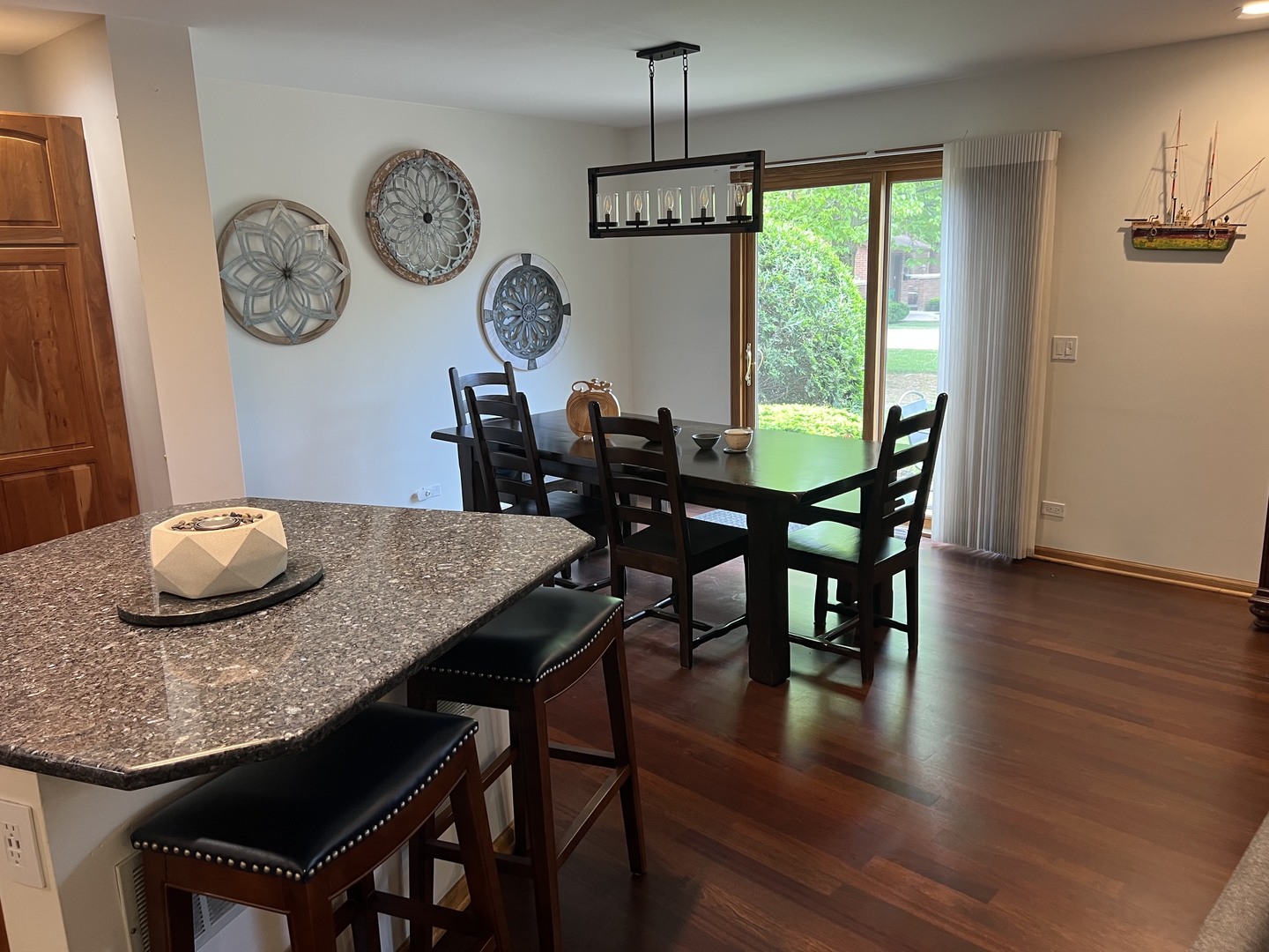 1016 Rene Court, Park Ridge, IL 60068
