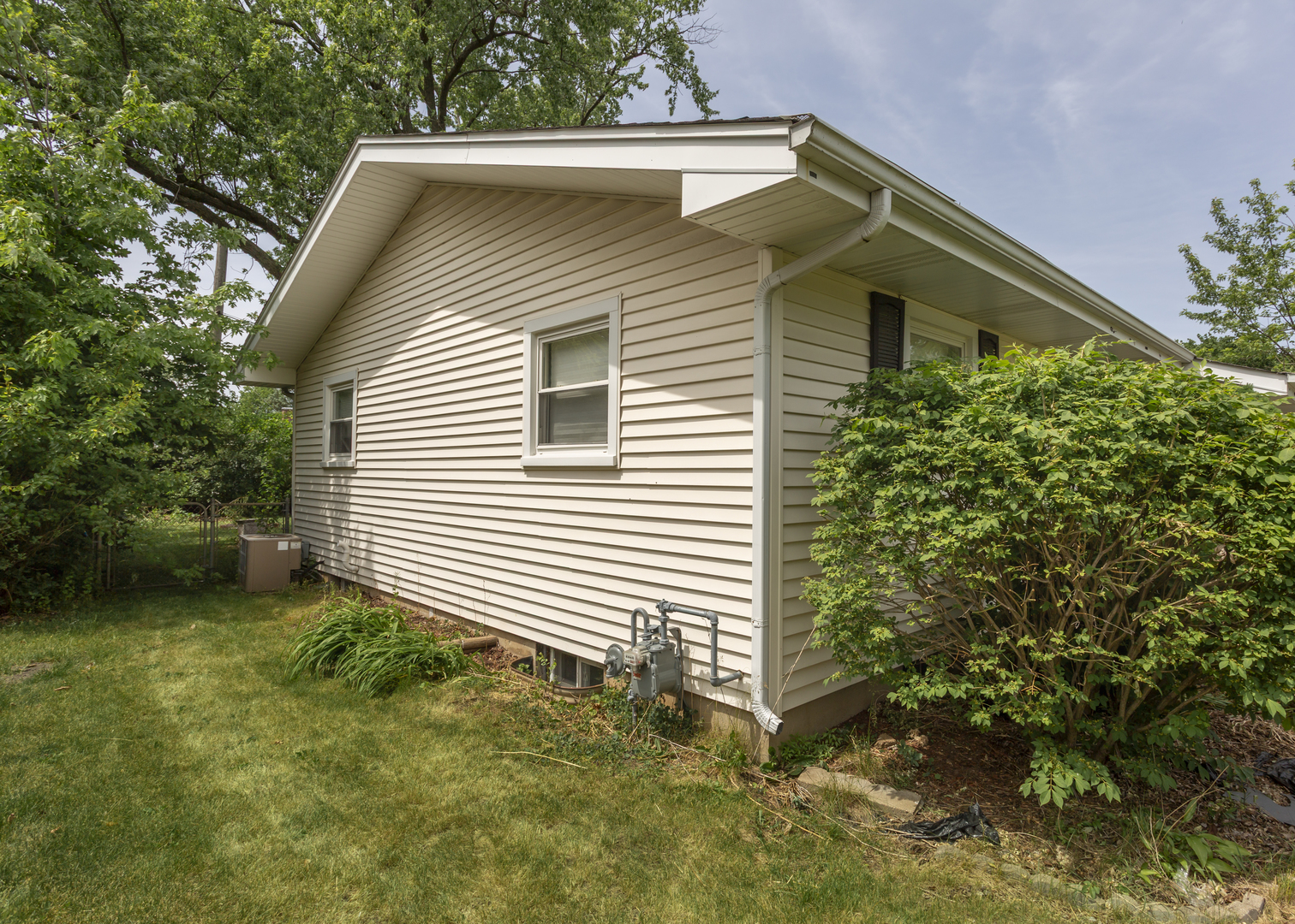 382 Keith Avenue, Crystal Lake, IL 60014