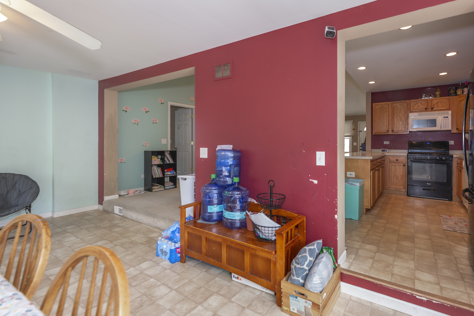 382 Keith Avenue, Crystal Lake, IL 60014