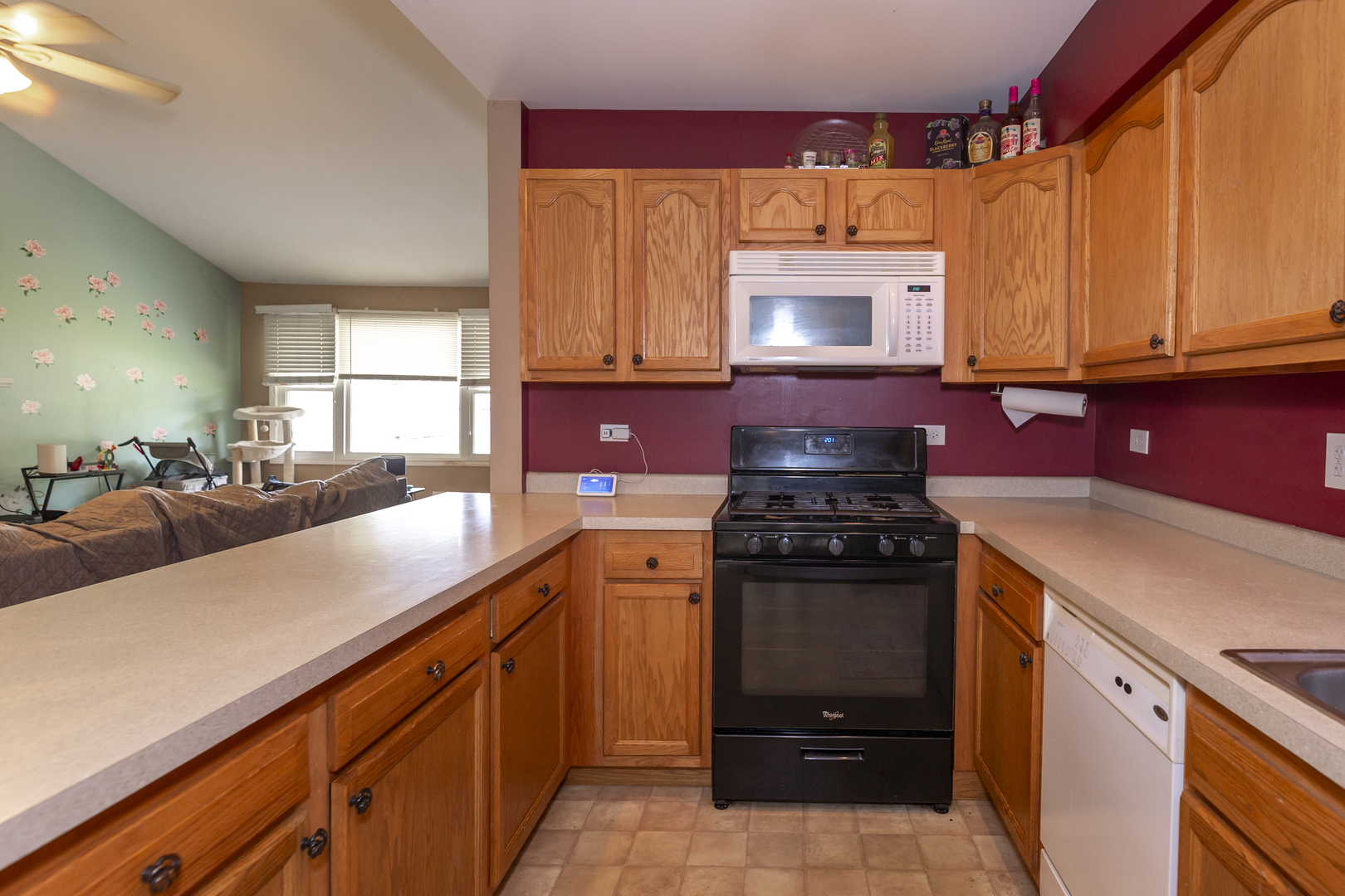 382 Keith Avenue, Crystal Lake, IL 60014