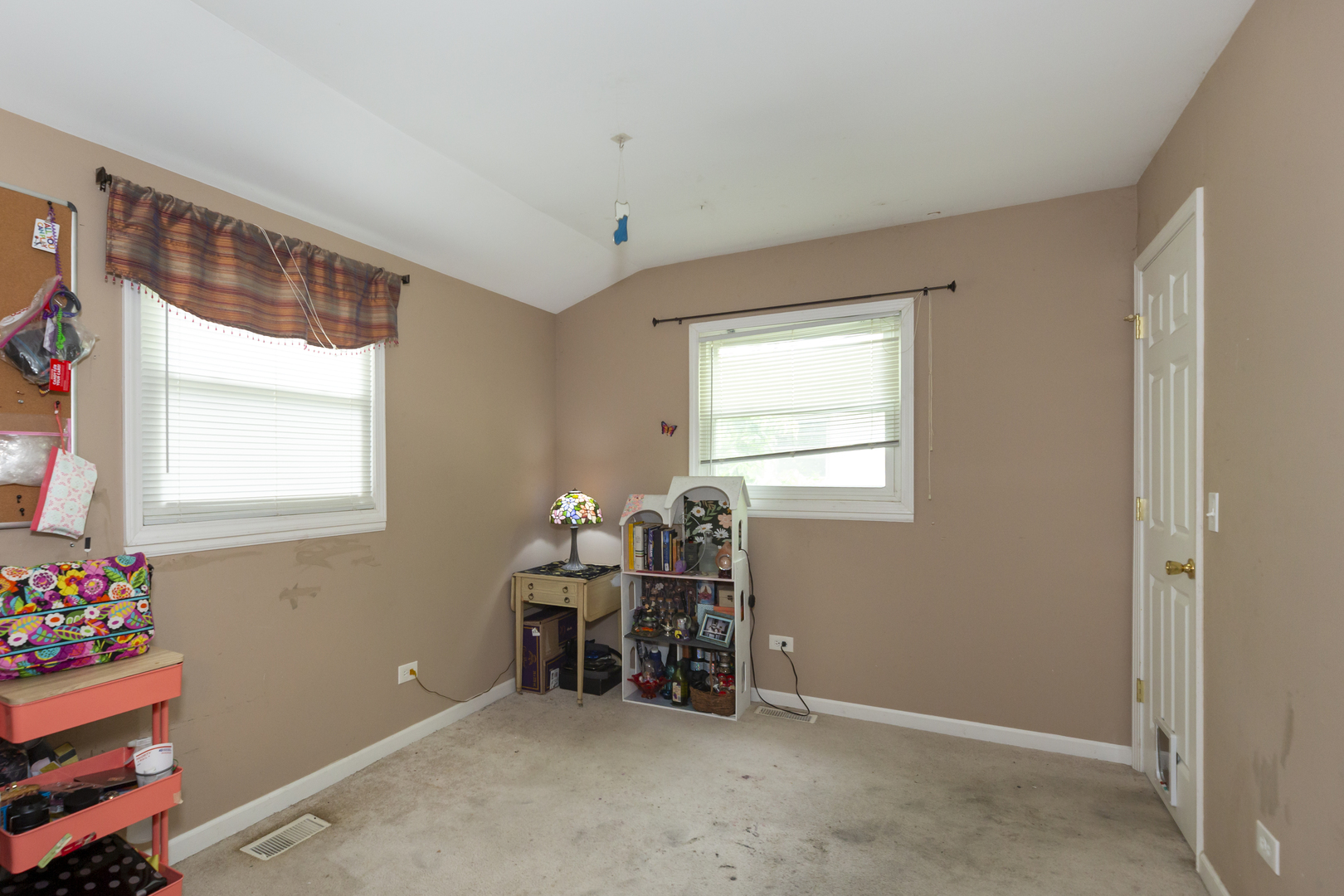 382 Keith Avenue, Crystal Lake, IL 60014