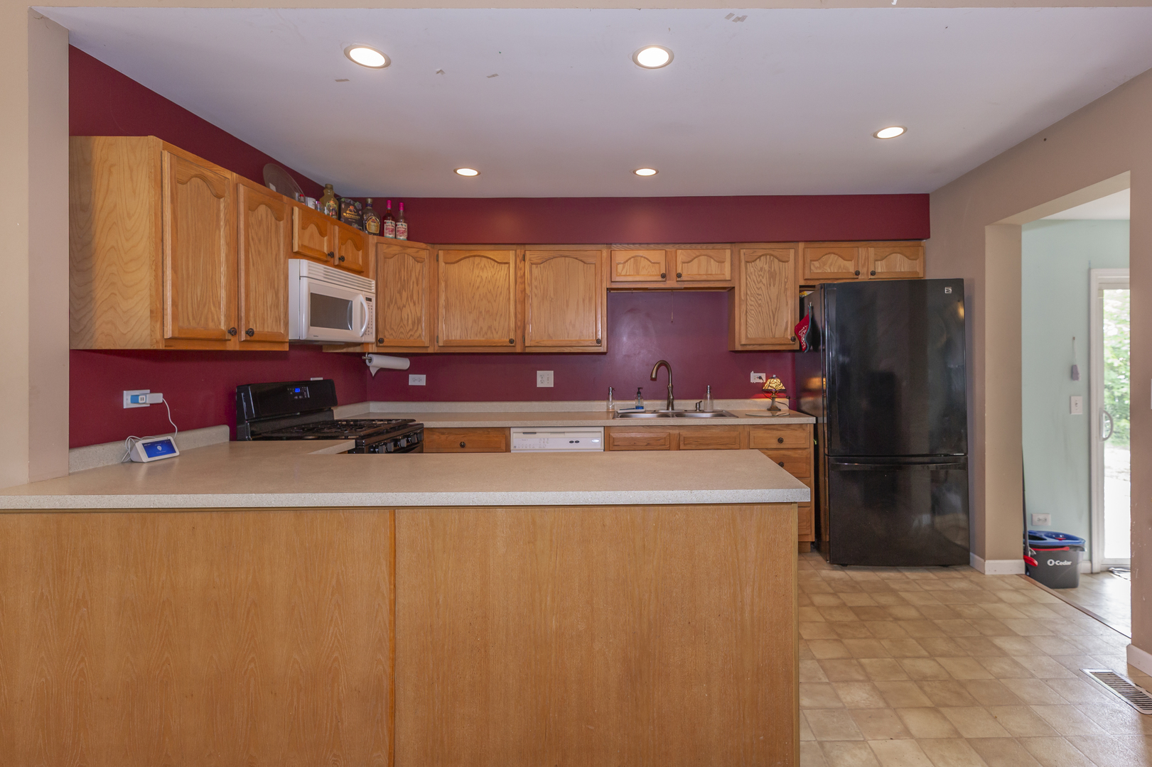 382 Keith Avenue, Crystal Lake, IL 60014