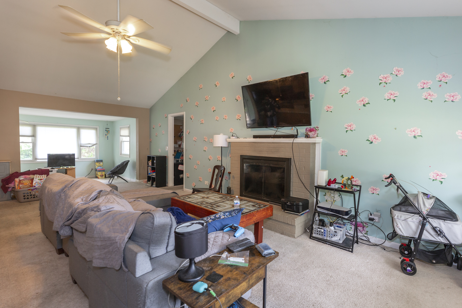 382 Keith Avenue, Crystal Lake, IL 60014