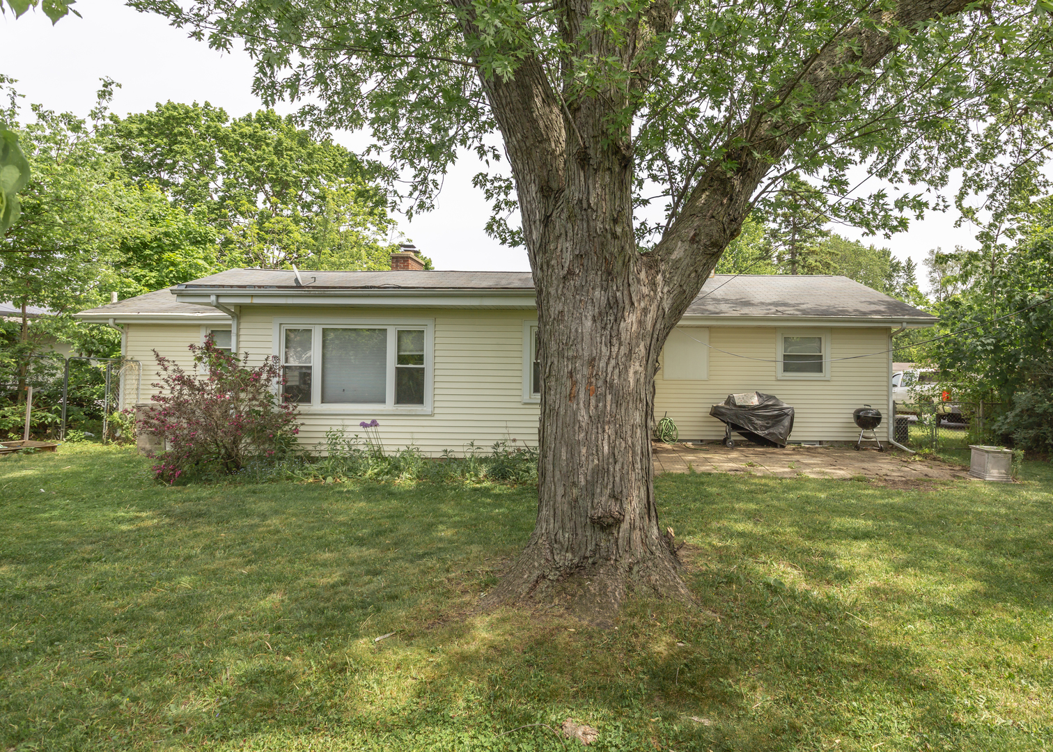 382 Keith Avenue, Crystal Lake, IL 60014