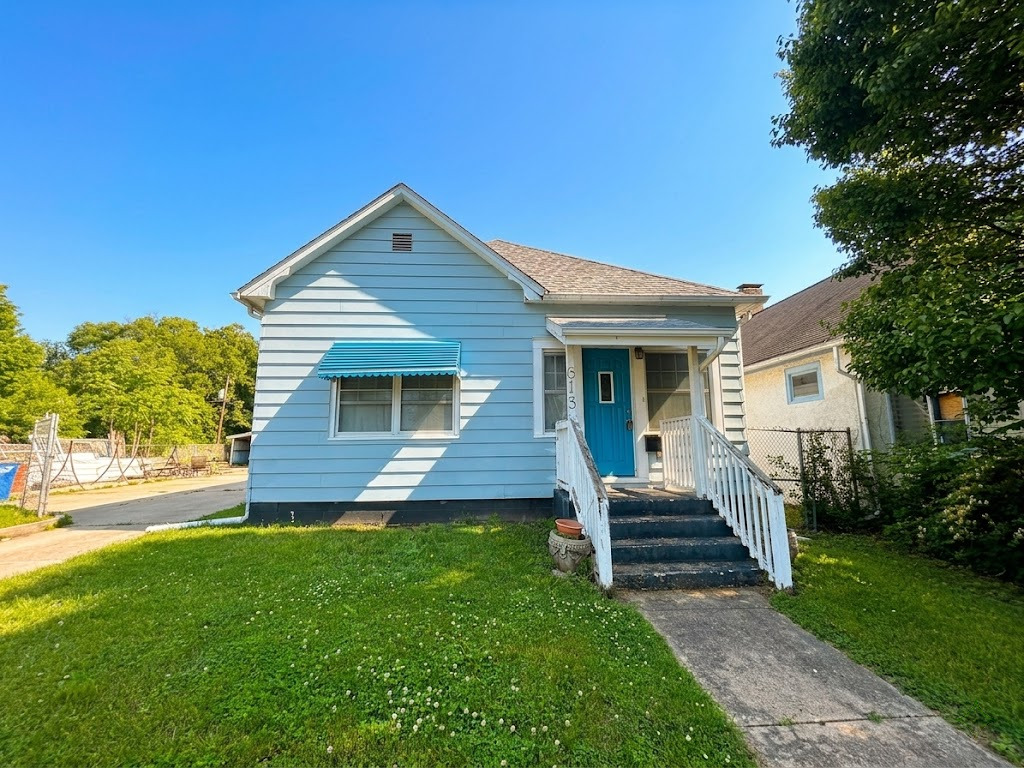 613 South Street, Danville, IL 61832