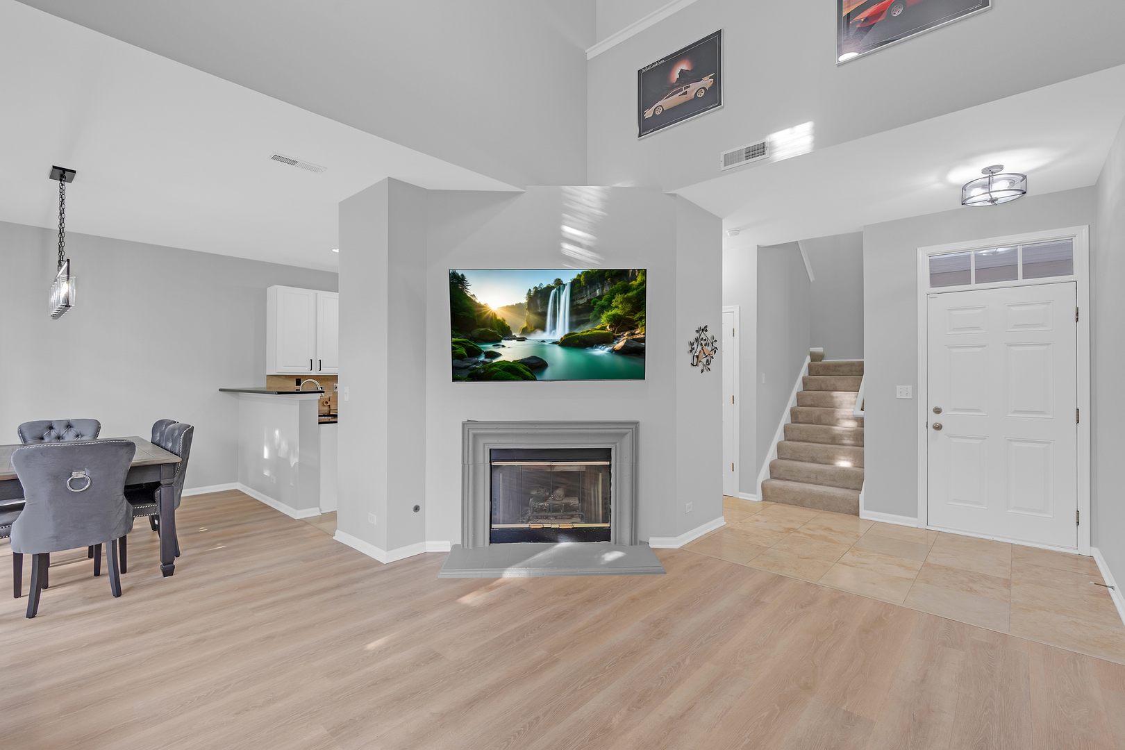 517 Heritage Court #517, St. Charles, IL 60175