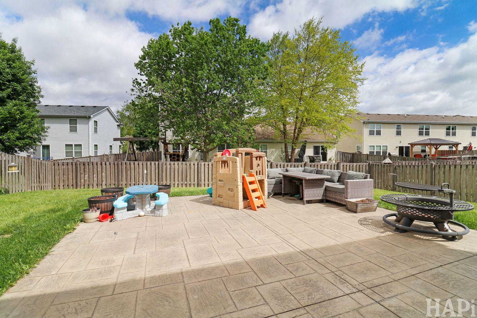 1334 Promontory Drive, Pingree Grove, IL 60140