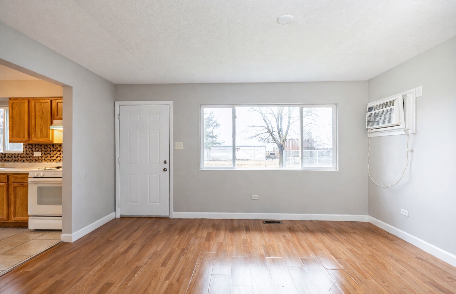 808 Mackinaw Avenue, Calumet City, IL 60409
