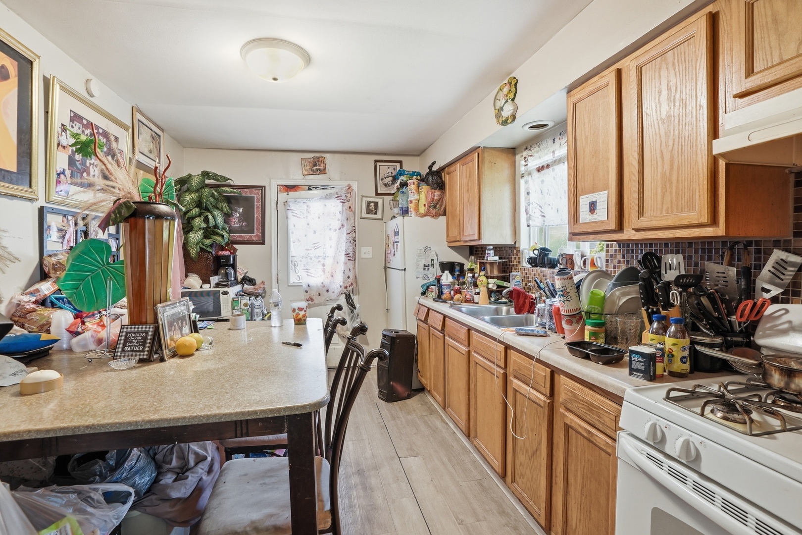 808 Mackinaw Avenue, Calumet City, IL 60409