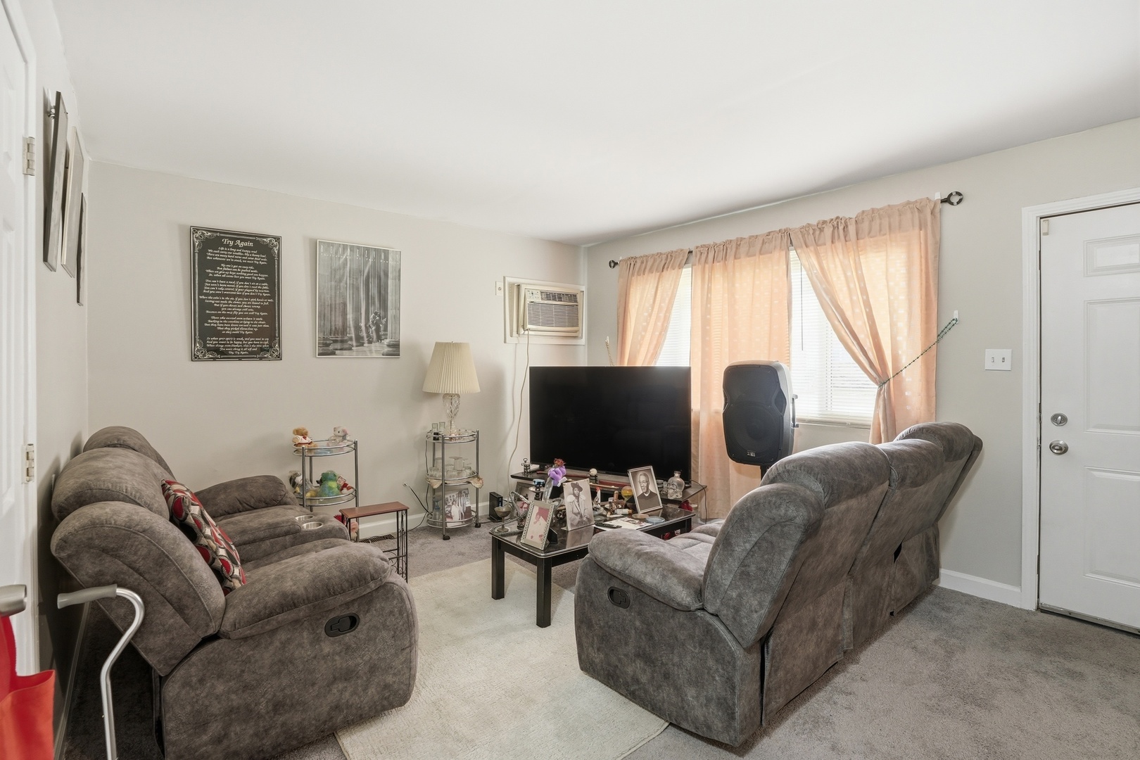 808 Mackinaw Avenue, Calumet City, IL 60409