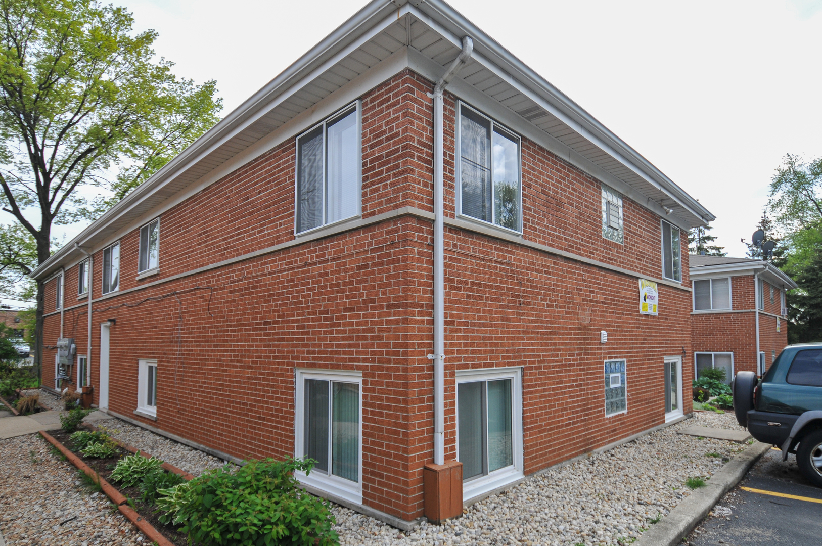 32 N Main Street #1S, Glen Ellyn, IL 60137
