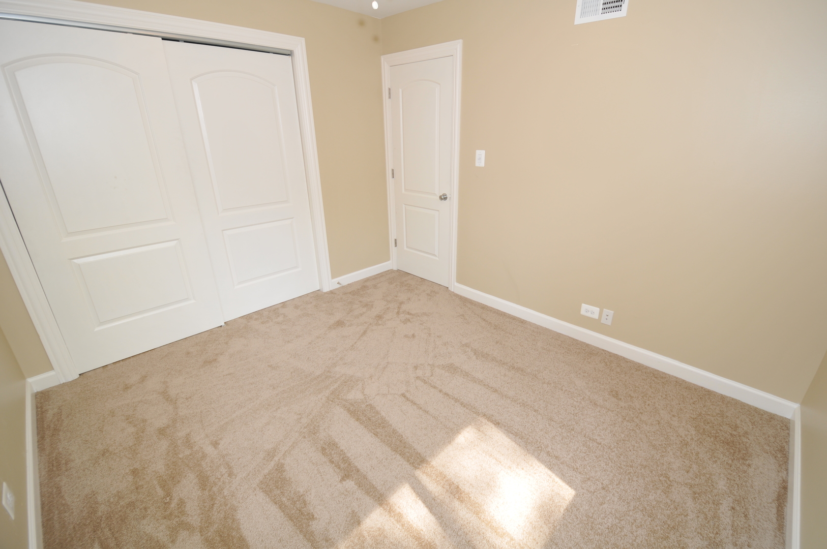 32 N Main Street #1S, Glen Ellyn, IL 60137