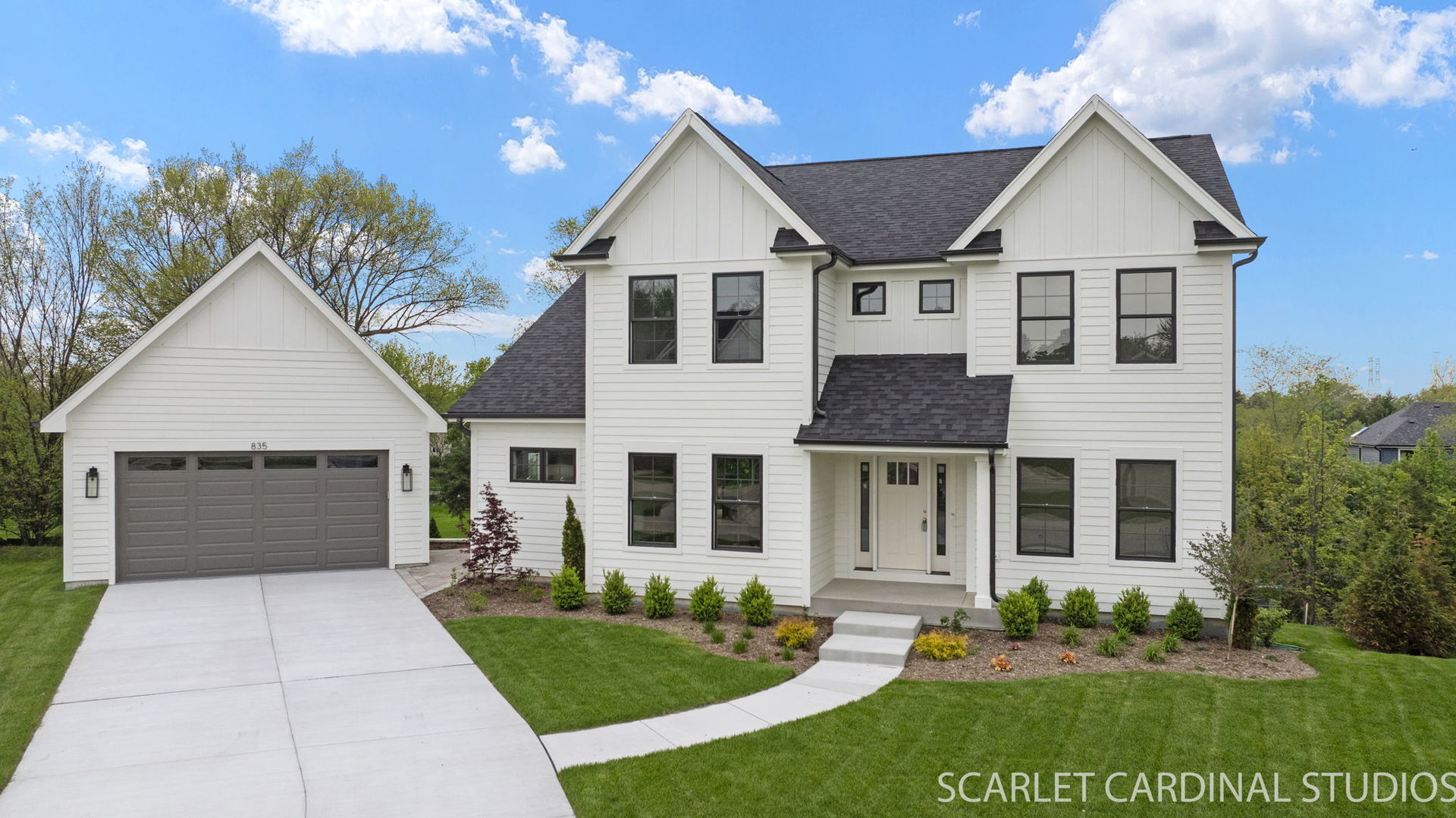 835 Avon Court, Glen Ellyn, IL 60137