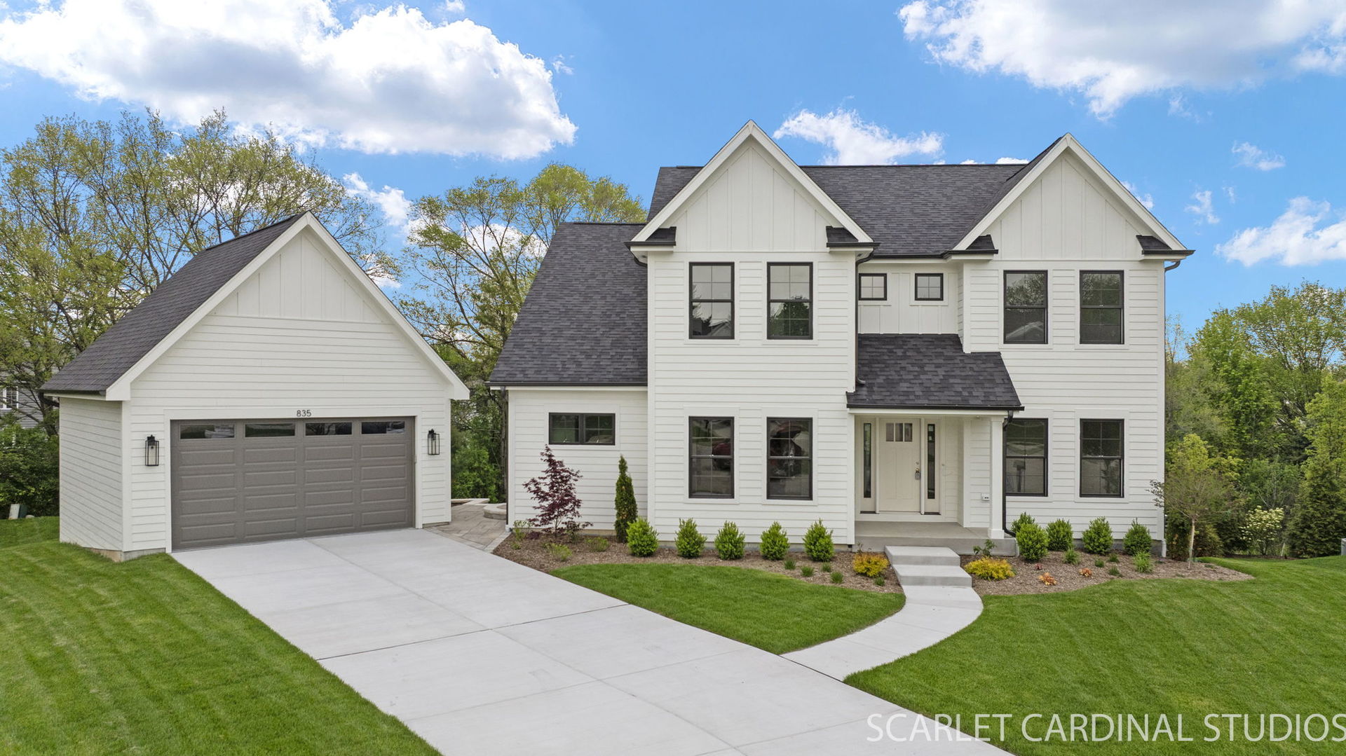 835 Avon Court, Glen Ellyn, IL 60137