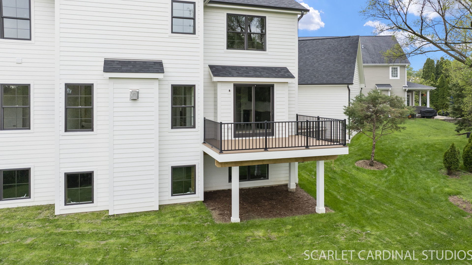 835 Avon Court, Glen Ellyn, IL 60137
