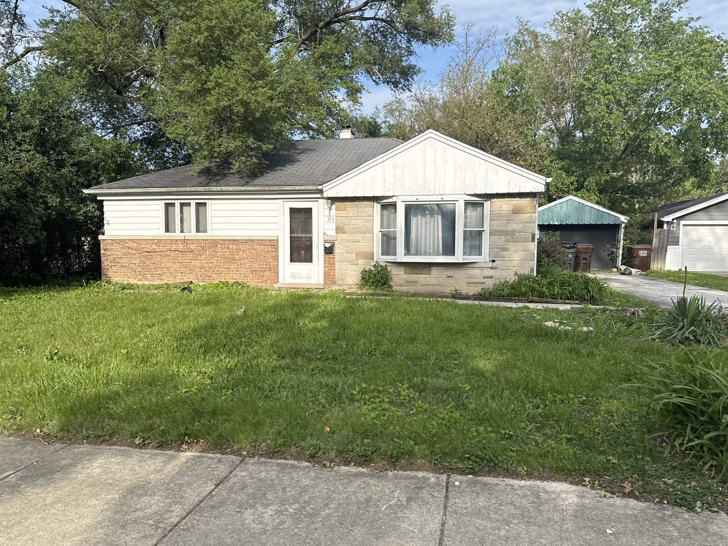 313 Nokomis Street, Park Forest, IL 60466