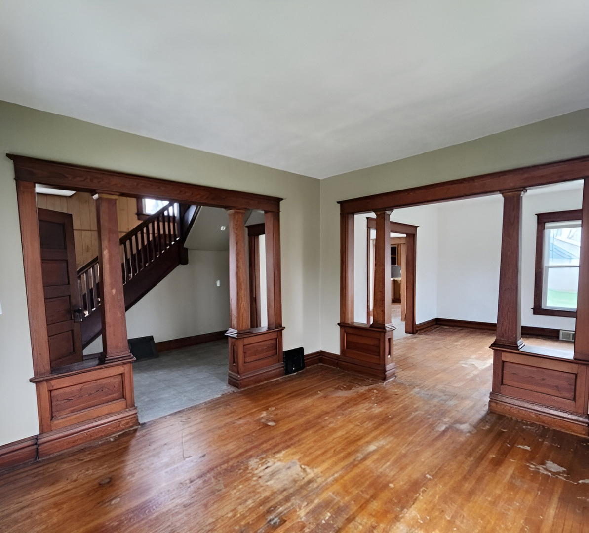 404 W 1st Street, Galesburg, IL 61401