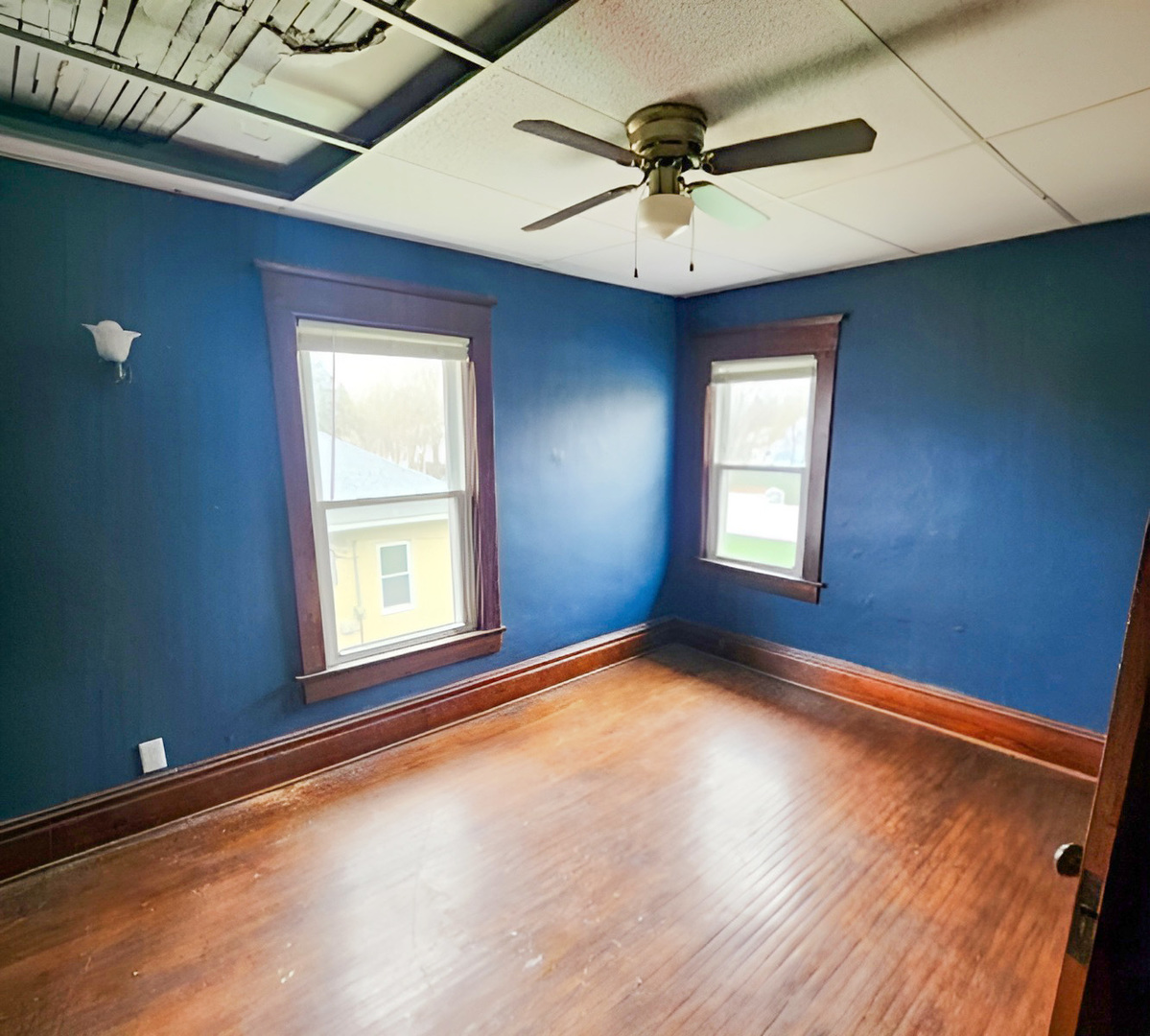 404 W 1st Street, Galesburg, IL 61401