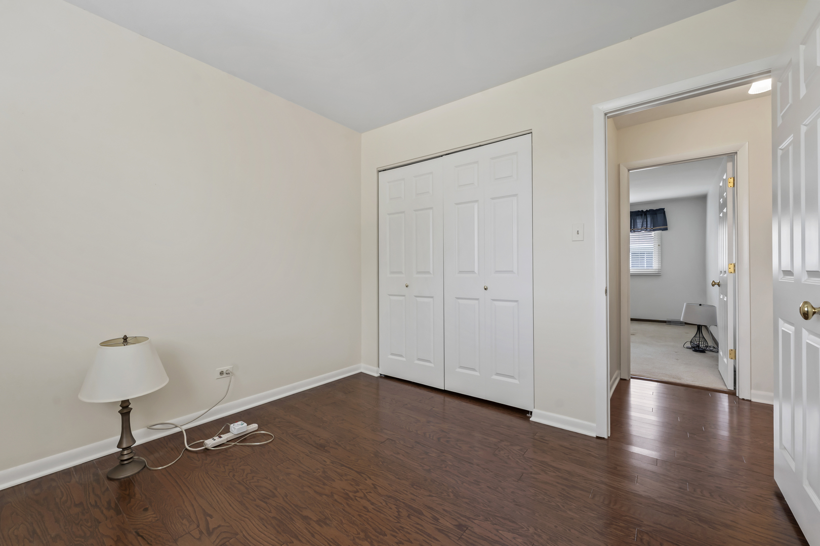 1253 Reading Court, Wheaton, IL 60189