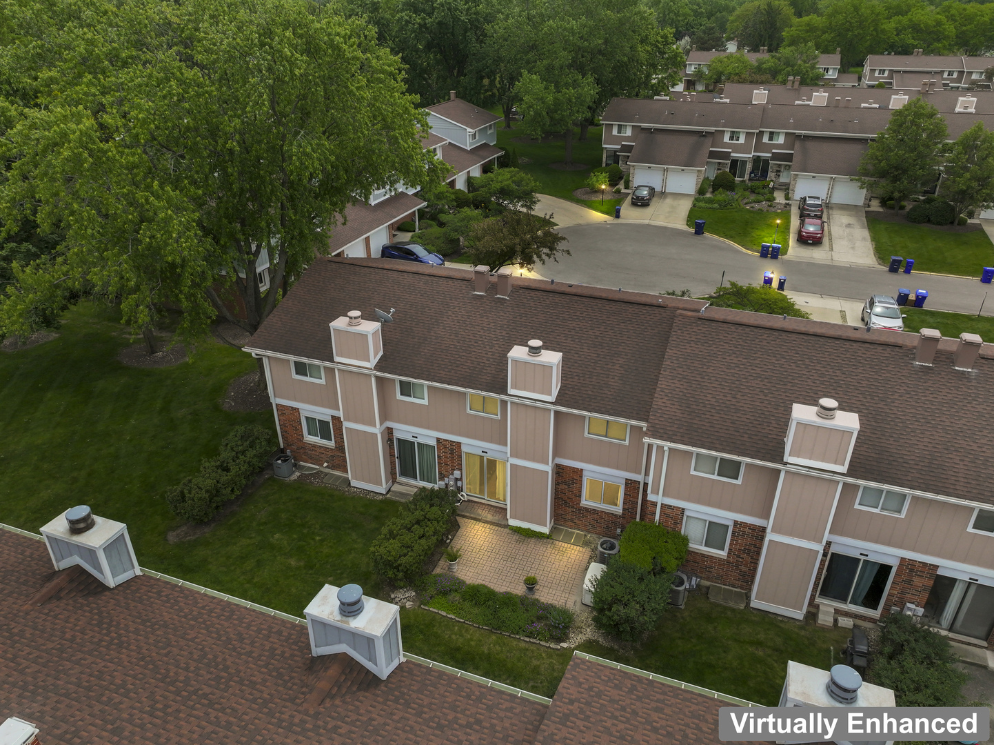 1253 Reading Court, Wheaton, IL 60189