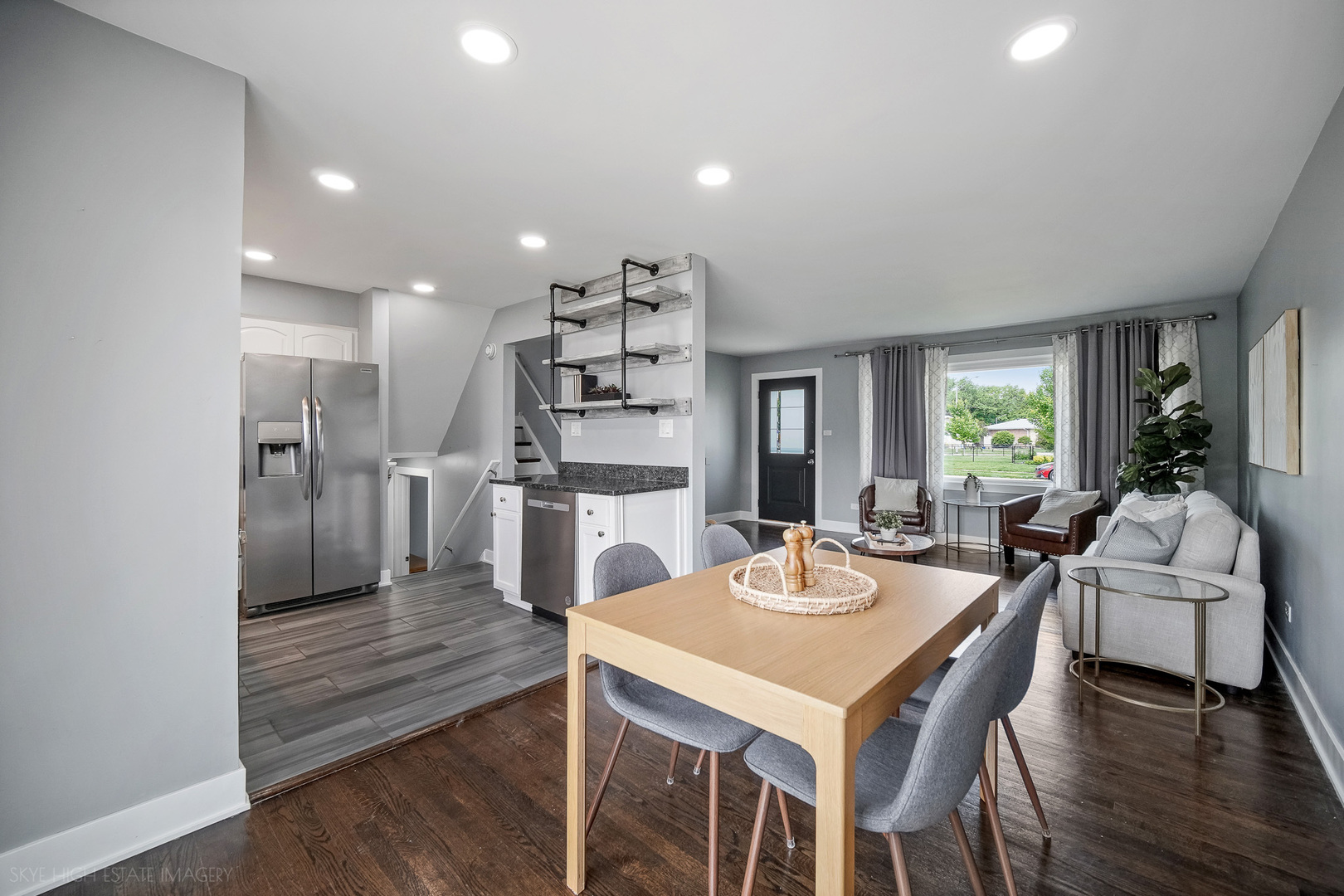 10403 Barnard Drive, Chicago Ridge, IL 60415