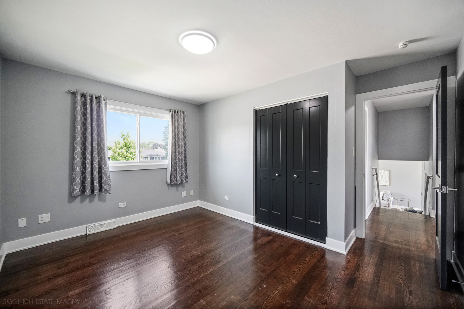 10403 Barnard Drive, Chicago Ridge, IL 60415