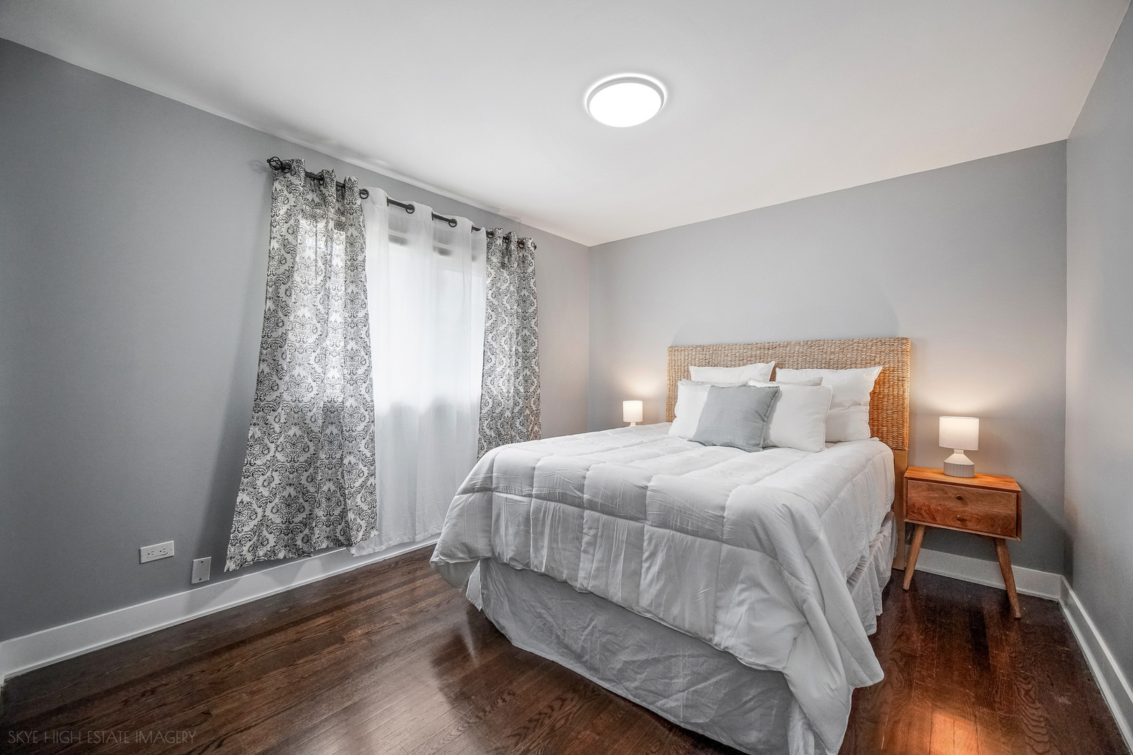 10403 Barnard Drive, Chicago Ridge, IL 60415