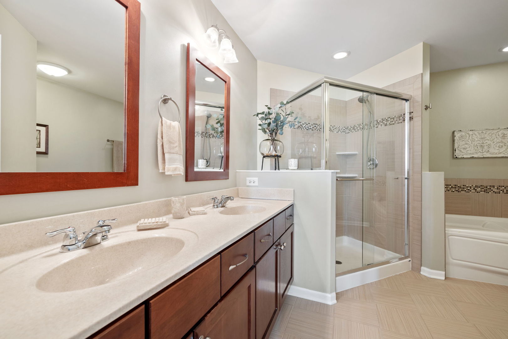 10592 W 154th Place, Orland Park, IL 60462