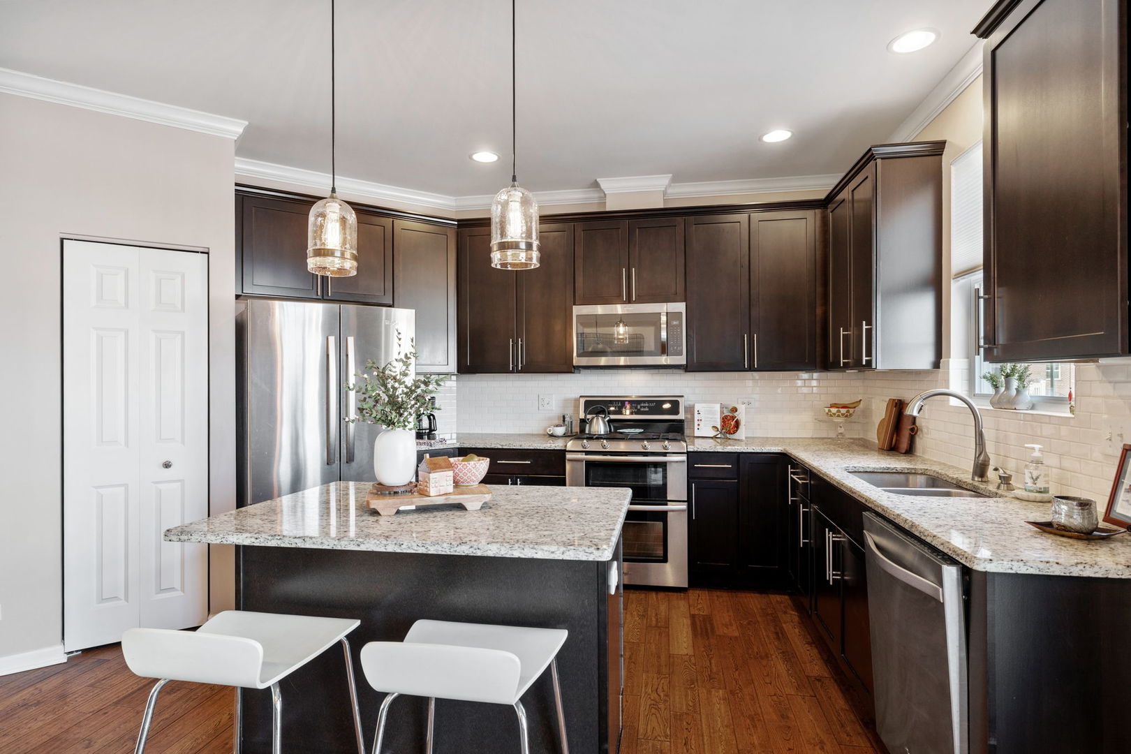 10592 W 154th Place, Orland Park, IL 60462