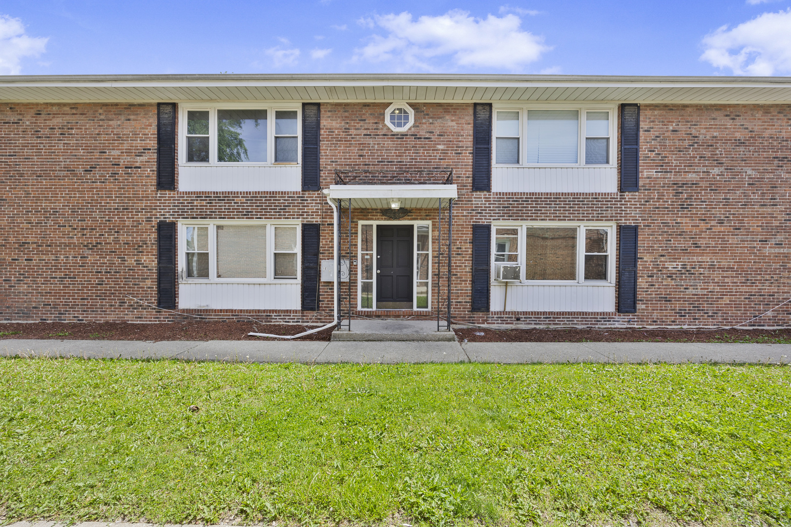 15242 Chicago Road, Dolton, IL 60419