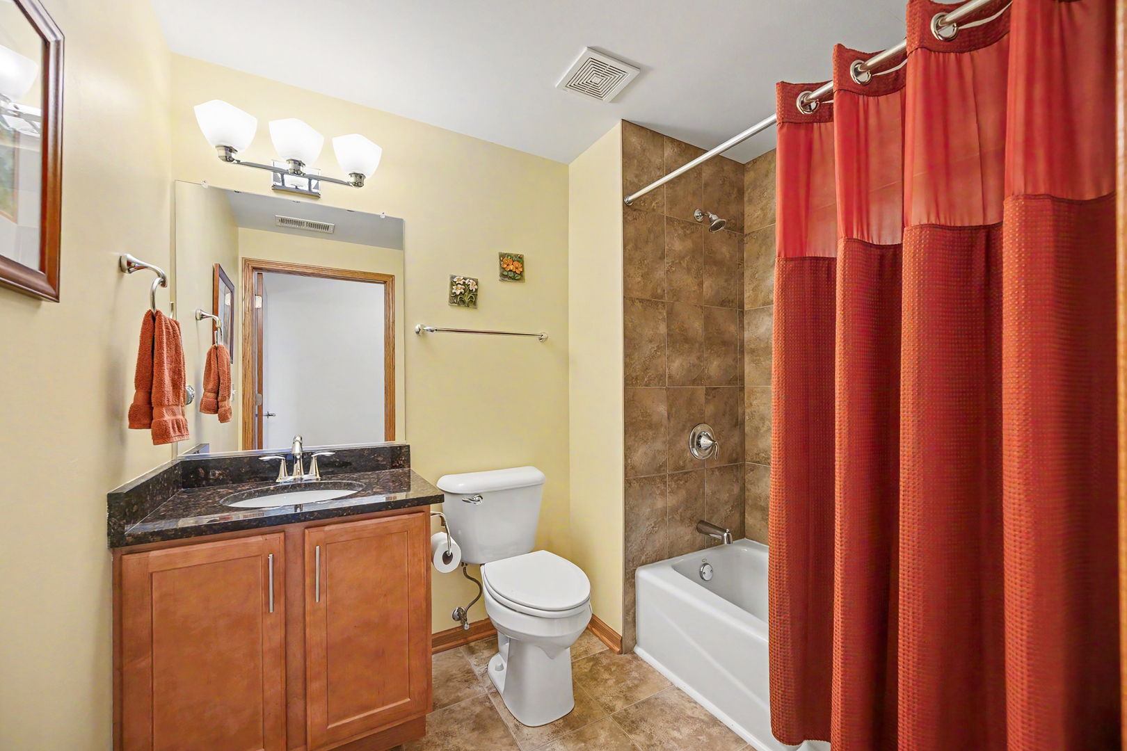 8505 Woodward Avenue #403, Woodridge, IL 60517