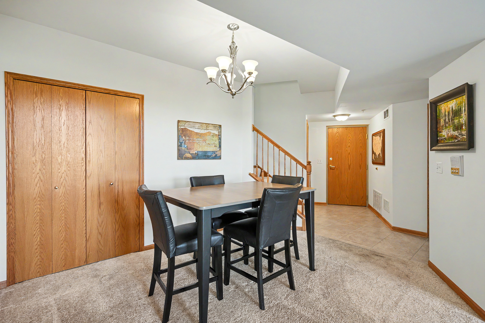 8505 Woodward Avenue #403, Woodridge, IL 60517