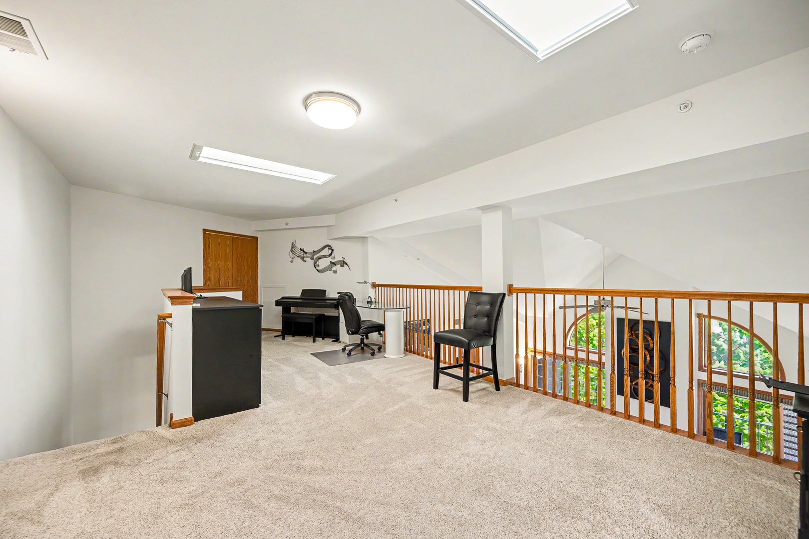 8505 Woodward Avenue #403, Woodridge, IL 60517
