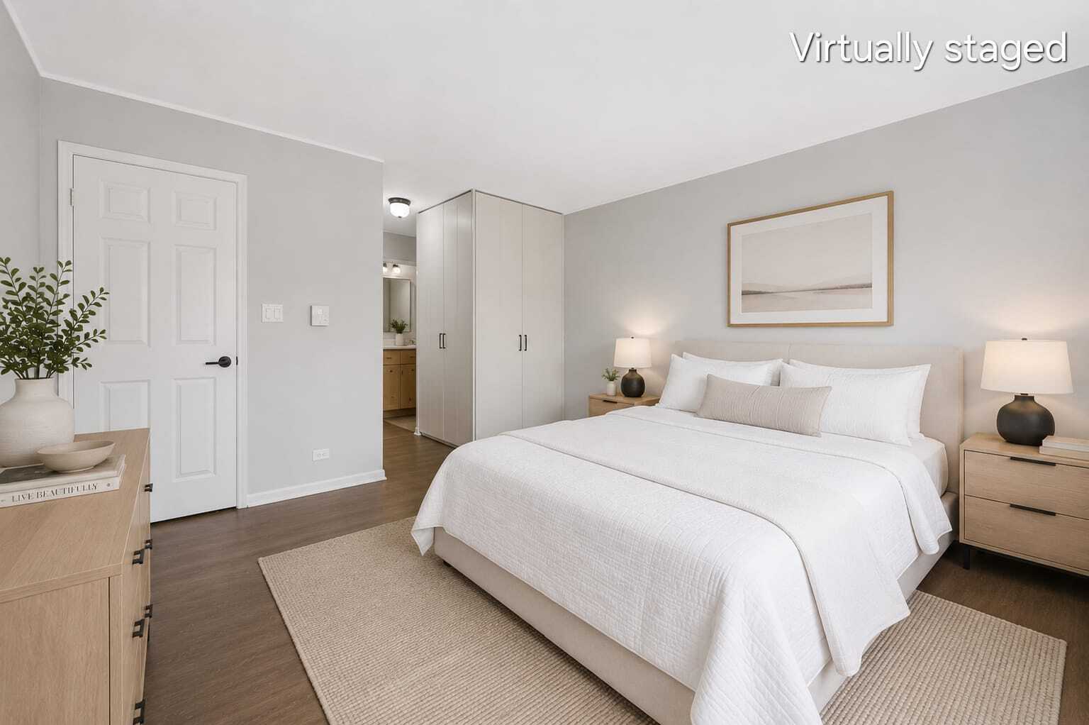 300 Claymoor Road #2E, Hinsdale, IL 60521