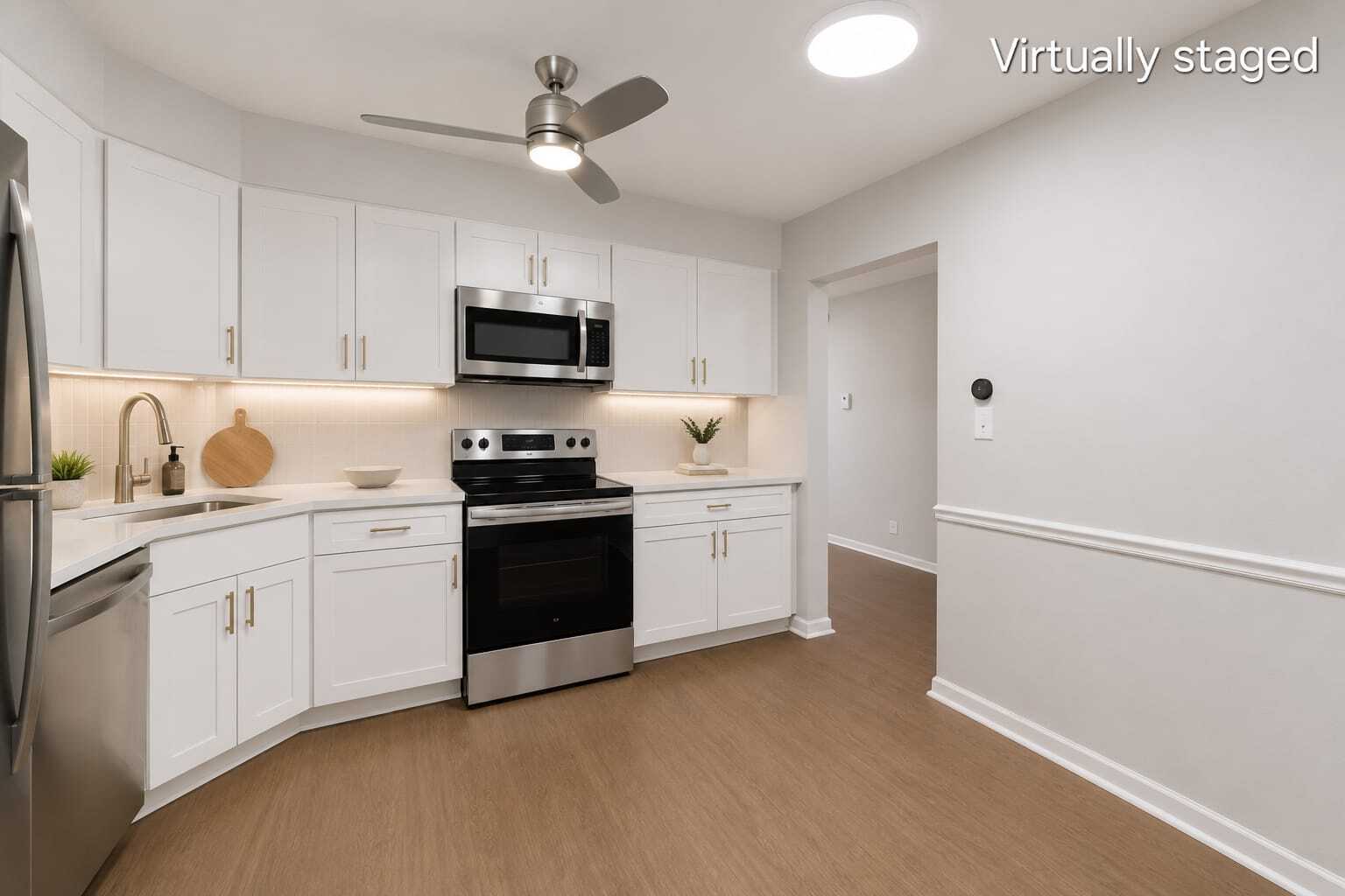 300 Claymoor Road #2E, Hinsdale, IL 60521
