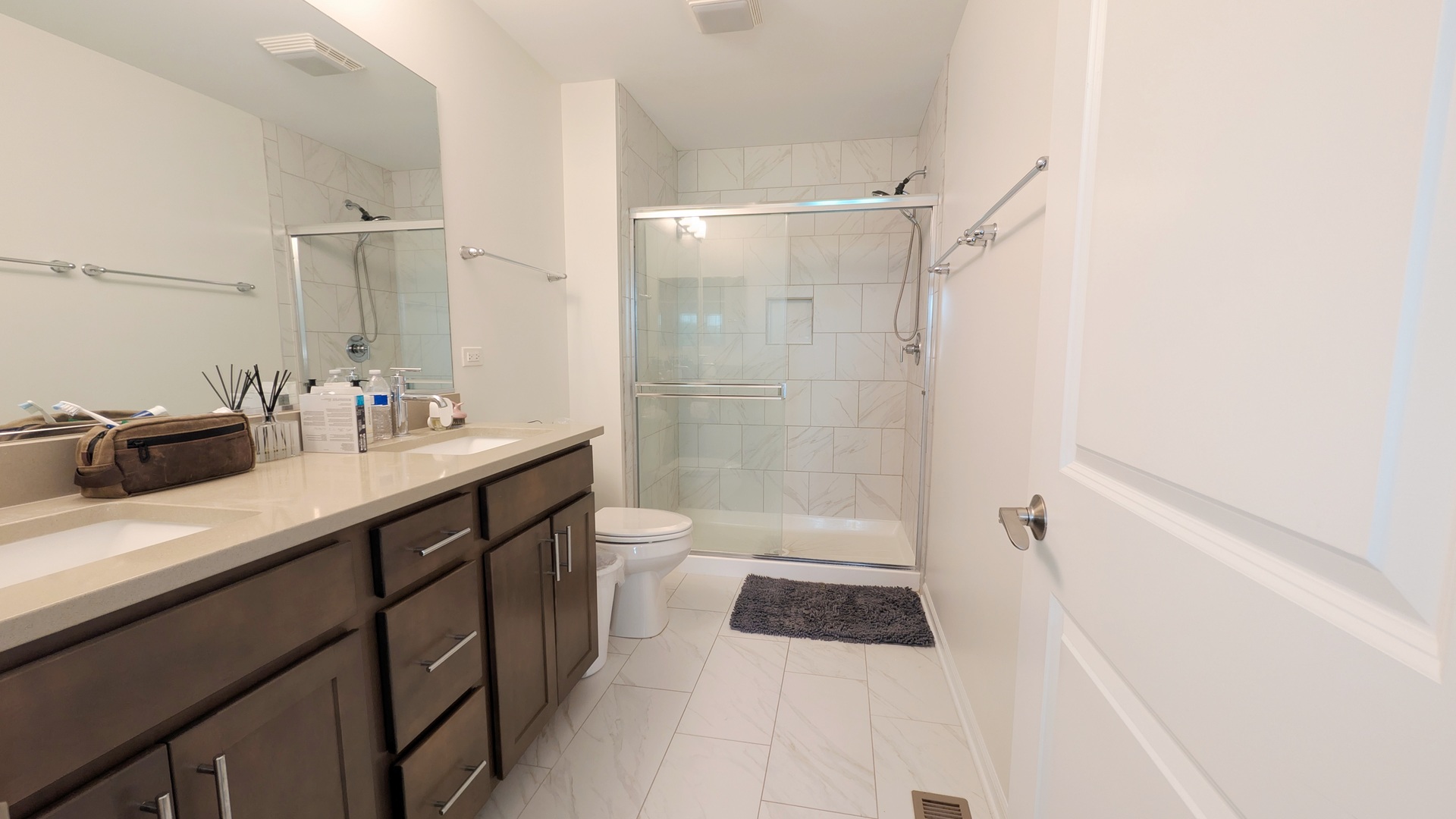 3S513 Barkley Avenue, Warrenville, IL 60563