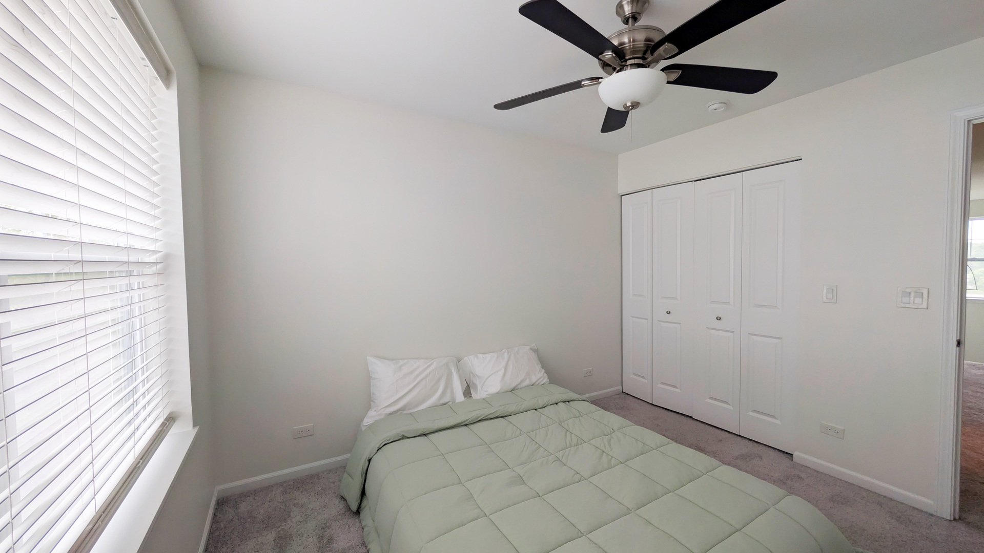 3S513 Barkley Avenue, Warrenville, IL 60563