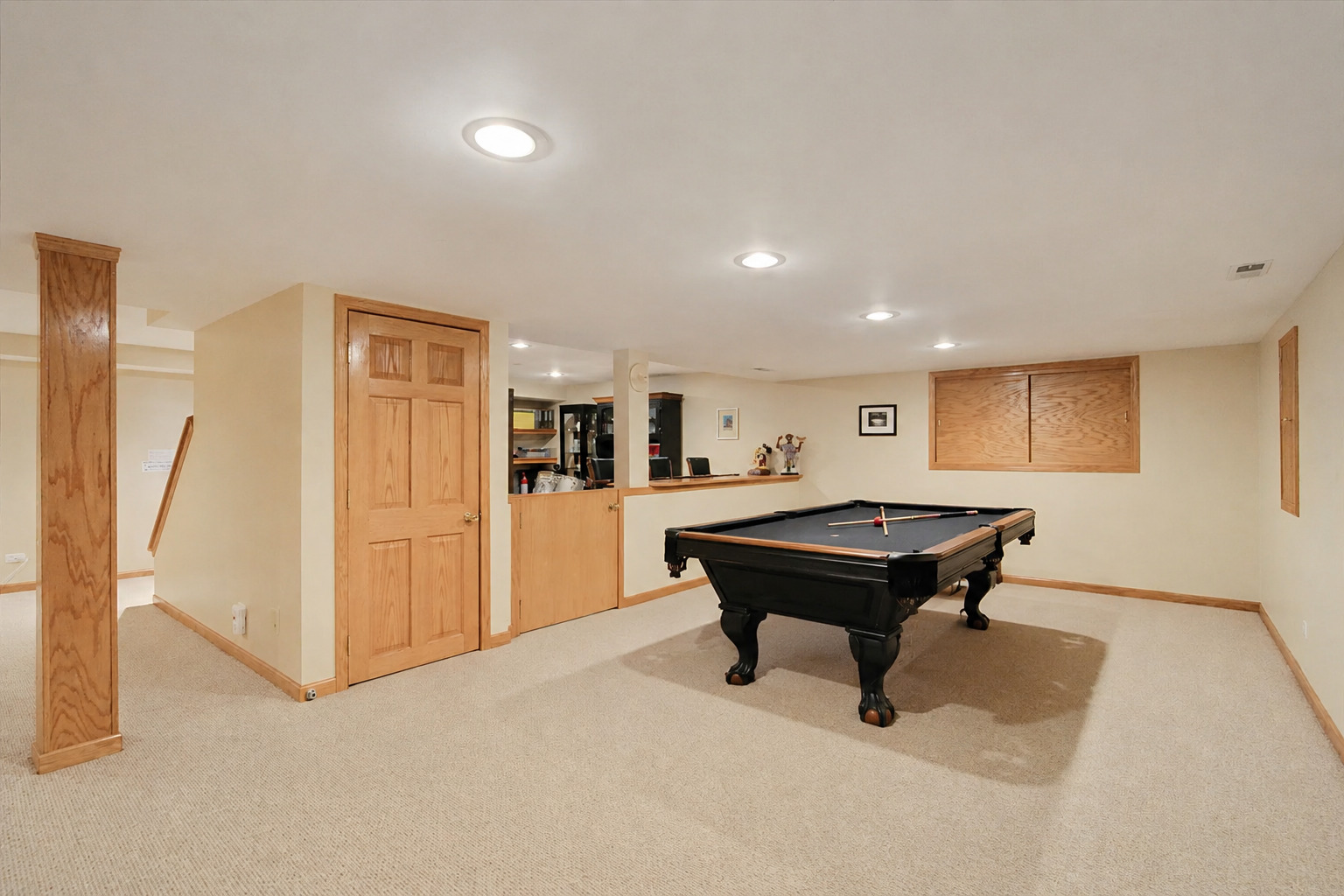 1902 Pine Meadow Court, Gurnee, IL 60031