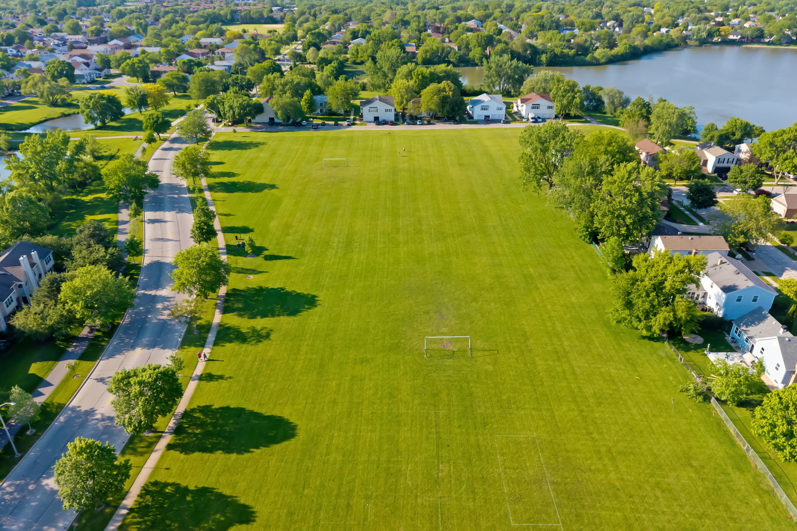 104 Thistle Court, Schaumburg, IL 60194