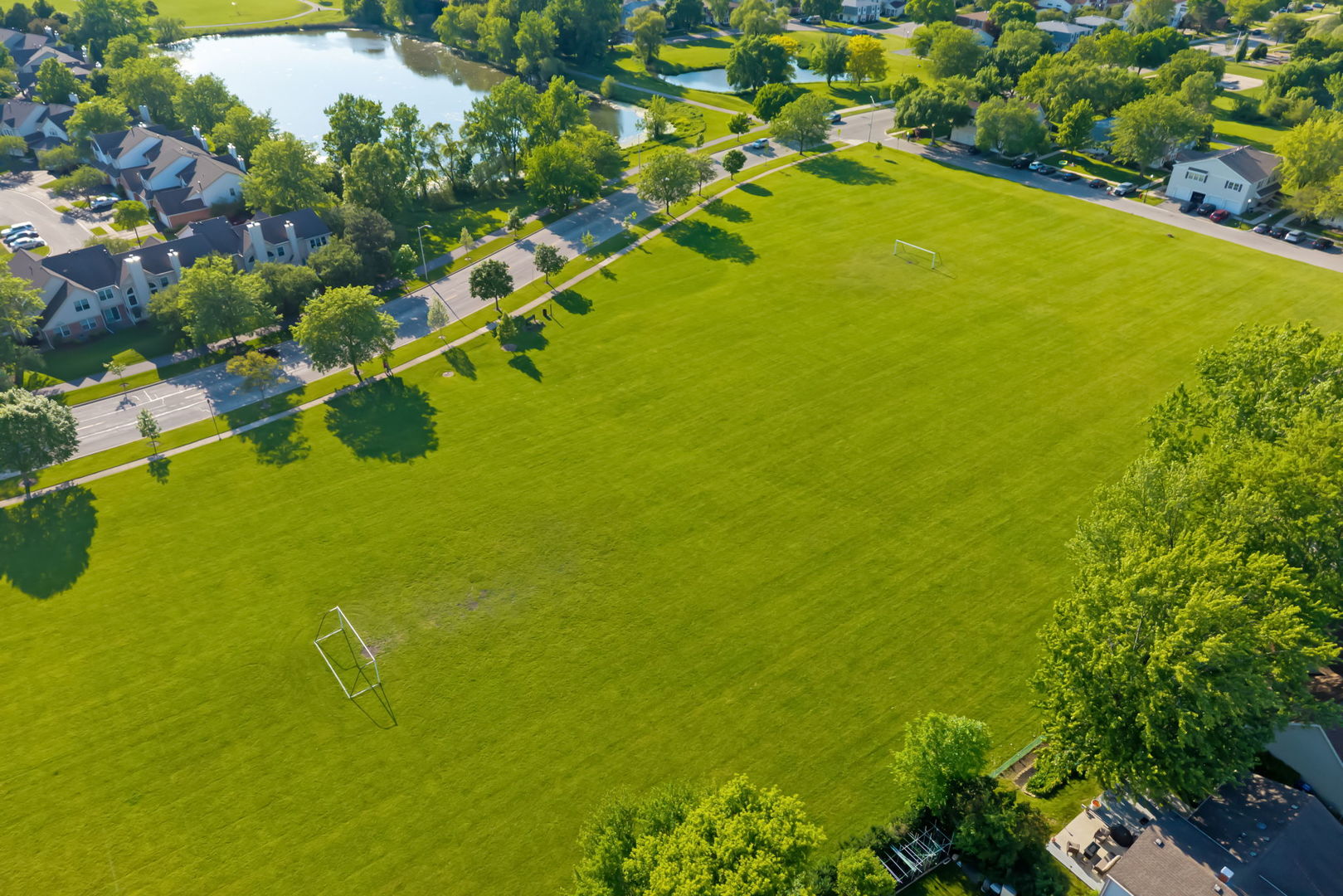 104 Thistle Court, Schaumburg, IL 60194