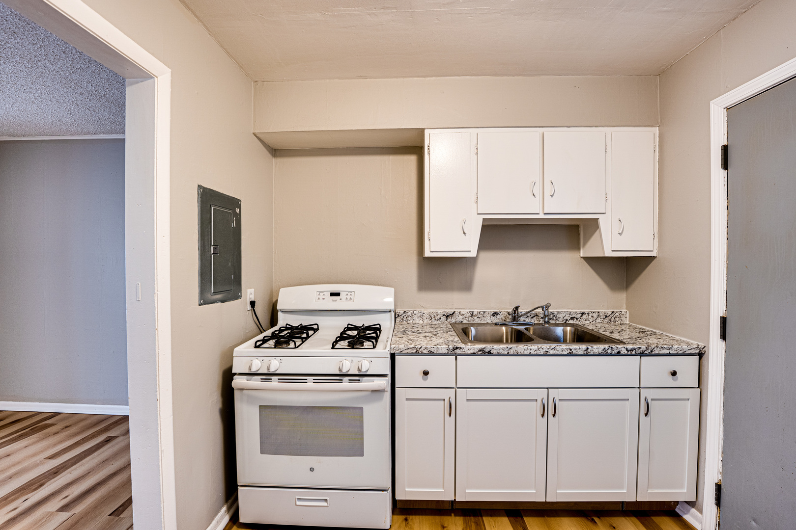 1015 N Broadway Street #D, Joliet, IL 60435