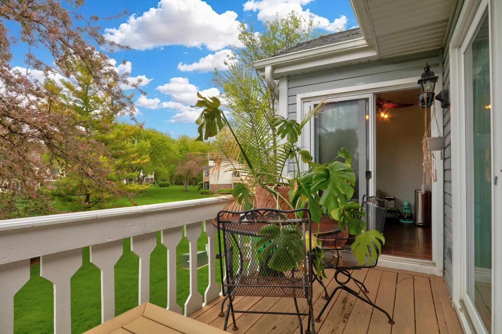 1395 Stratford Drive, Gurnee, IL 60031