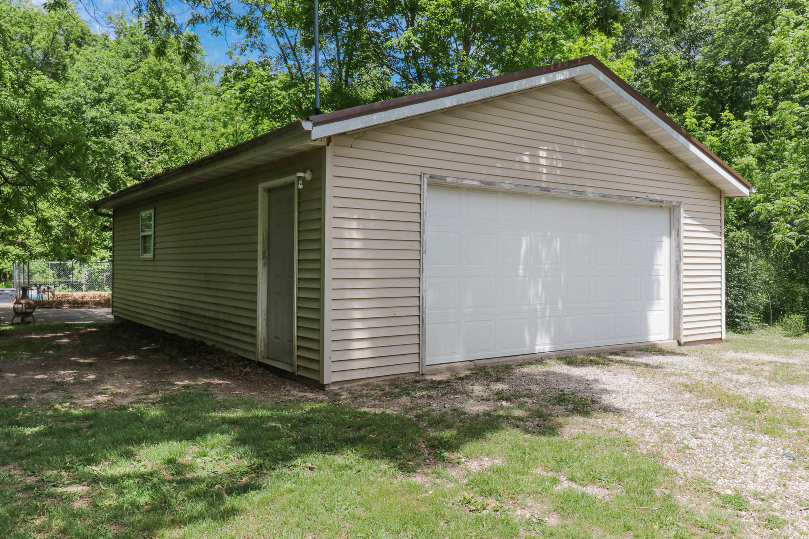 28560 E 850 North Road, Ellsworth, IL 61737