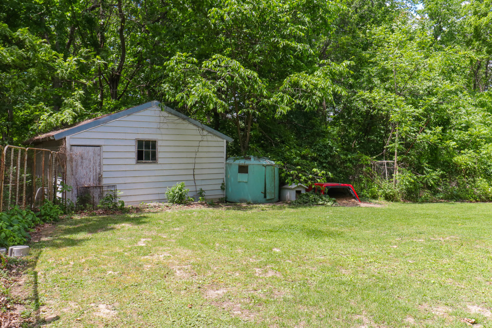 28560 E 850 North Road, Ellsworth, IL 61737